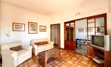 Casa PH en venta en Lomas del Mirador