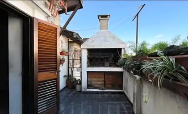 Casa PH en venta en Lomas del Mirador