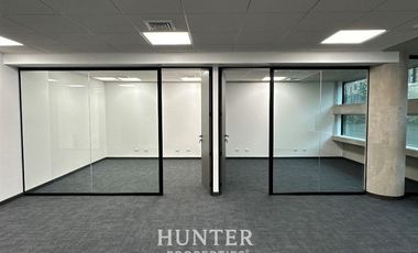 Oficina en Arriendo en Avda Santa Maria / Carolina Rabat