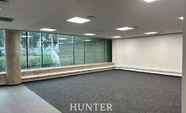 Oficina en Arriendo en Avda Santa Maria / Carolina Rabat