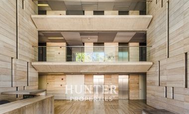 Oficina en Arriendo en Avda Santa Maria / Carolina Rabat