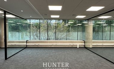 Oficina en Arriendo en Avda Santa Maria / Carolina Rabat