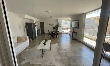 Departamento en Arriendo en Av.Colón Sur