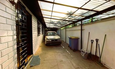 Casa en Venta en Vicuña Mackenna / Sotero del Río