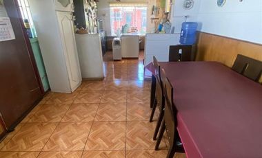 Casa en Venta en Erasmo escala 498 chillan viejo