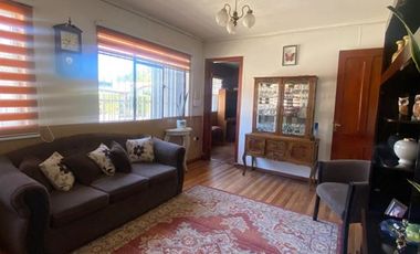Casa en Venta en Erasmo escala 498 chillan viejo