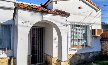 ALQUILO CASA AL FRENTE CON PARQUE Y PATIO EN TAPIALES