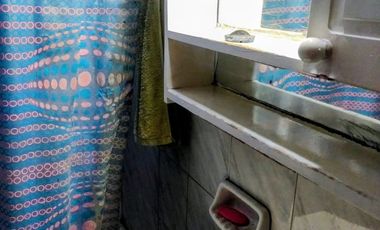 ALQUILO CASA AL FRENTE CON PARQUE Y PATIO EN TAPIALES