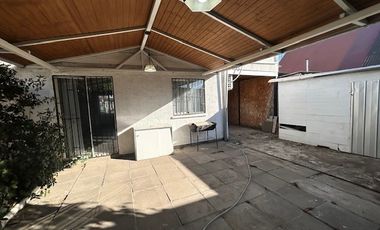 Casa en Venta en Sector Sur Poniente a pasos de Colegio Santo Tomas Talca