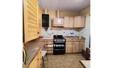 VENTA CASA 3 DORM  Bº AYACUCHO, SOBRE AVENIDA CAPDEVILA