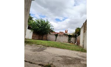 VENTA, CASA Bº JORGE NEWBERY, muy buena propuesta!