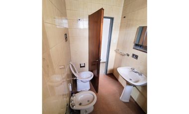 VENTA, CASA Bº JORGE NEWBERY, muy buena propuesta!