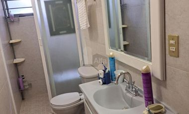 Se vende casa de 3 recámaras con local comercial en Col. Moctezuma 2da sección, Venustiano Carranza