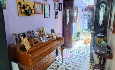 Se vende casa de 3 recámaras con local comercial en Col. Moctezuma 2da sección, Venustiano Carranza