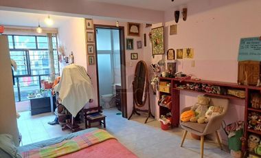 Se vende casa de 3 recámaras con local comercial en Col. Moctezuma 2da sección, Venustiano Carranza