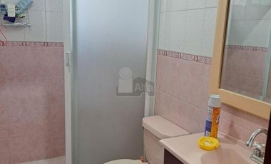 Se vende casa de 3 recámaras con local comercial en Col. Moctezuma 2da sección, Venustiano Carranza