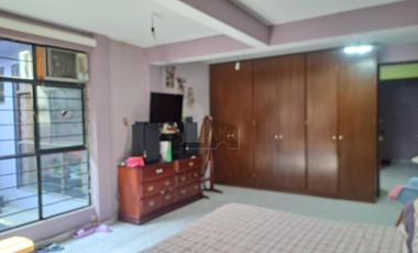 Se vende casa de 3 recámaras con local comercial en Col. Moctezuma 2da sección, Venustiano Carranza