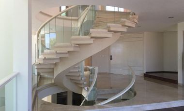 Renta increíble casa en Jardines en la Montaña, Tlalpan.