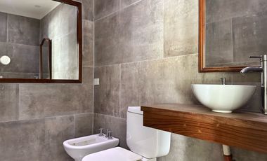 Casa en en venta en barrio Álamo Alto-6 amb-Pileta.