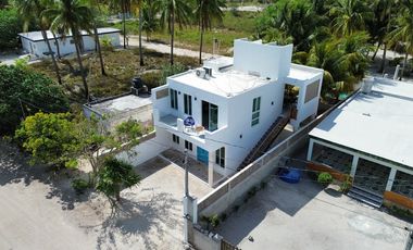 Casa AMUEBLADA en venta con Alberca en Telchac puerto Yucatán