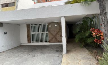 Casa en renta en Moderna