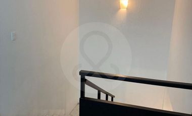 Casa en renta en Moderna