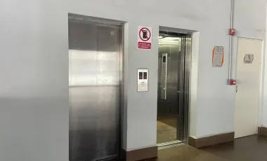 Oficina en venta en Cumbres Elite, Monterrey, Nuevo León