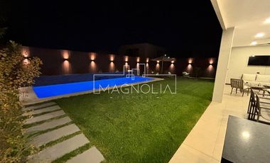 Casa en Arriendo en Avenida José Rabat