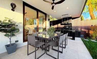 Casa en Arriendo en Avenida José Rabat