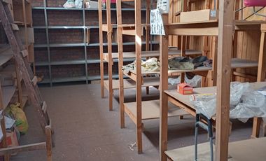 ARRIENDO CASA, LOCAL  Y BODEGA ÑUÑOA