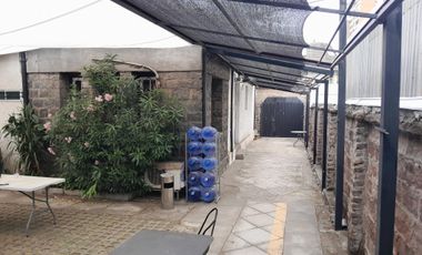 CASA OFICINA PASOS METRO MANUEL MONTT