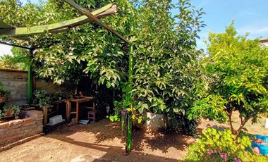 CASA CON AMPLIO TERRENO EN CHILLÁN VIEJO