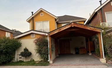 SE VENDE HERMOSA CASA EN VALLE GRANDE, EN CONDOMINIO