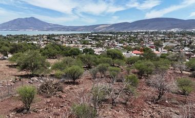 Se vende casa en Jocotepec dentro de coto con vista al lago