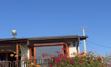 ARRIENDO CÓMODA CASA EN EXLUSIVO CONDOMINIO