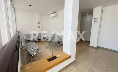 CONSULTORIO U OFICINA EN RENTA PUEBLITO, CORREGIDORA QRO.  MUY CERCA DE LA COMER - (3)