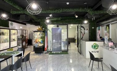 Local Comercial en Arriendo en Andrés Bello con Suecia