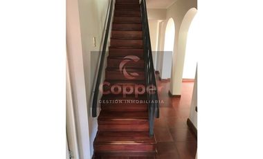 Casa en Venta en Monseñor Giovanni Figari con Pedro León Gallo