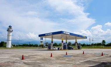 VENTA de LOCALES en GUACARI