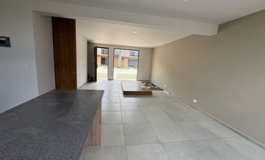 SE RENTA CASA NUEVA ZONA PERFIERICO Y CUAUTLANCINGO