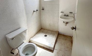 Venta de Casa en Circuito 1 Bosques de Ombues Las Americas Secc 4