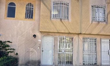 Venta de Casa en Circuito 1 Bosques de Ombues Las Americas Secc 4