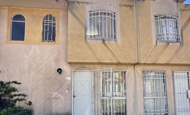 Venta de Casa en Circuito 1 Bosques de Ombues Las Americas Secc 4