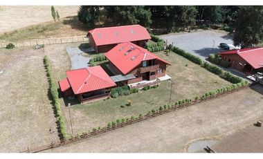 vende 10 hect con complejo turistico- Pucón