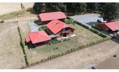 vende 10 hect con complejo turistico- Pucón