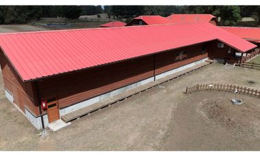 vende 10 hect con complejo turistico- Pucón