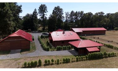 vende 10 hect con complejo turistico- Pucón