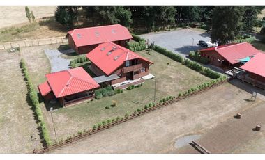 vende 10 hect con complejo turistico- Pucón