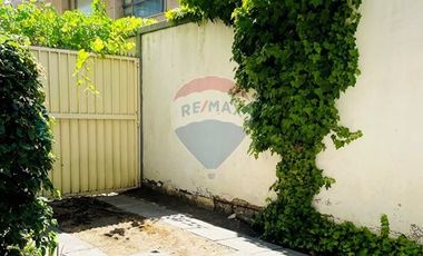 Amplio departamento con hermoso jardin