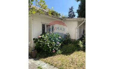 Amplio departamento con hermoso jardin